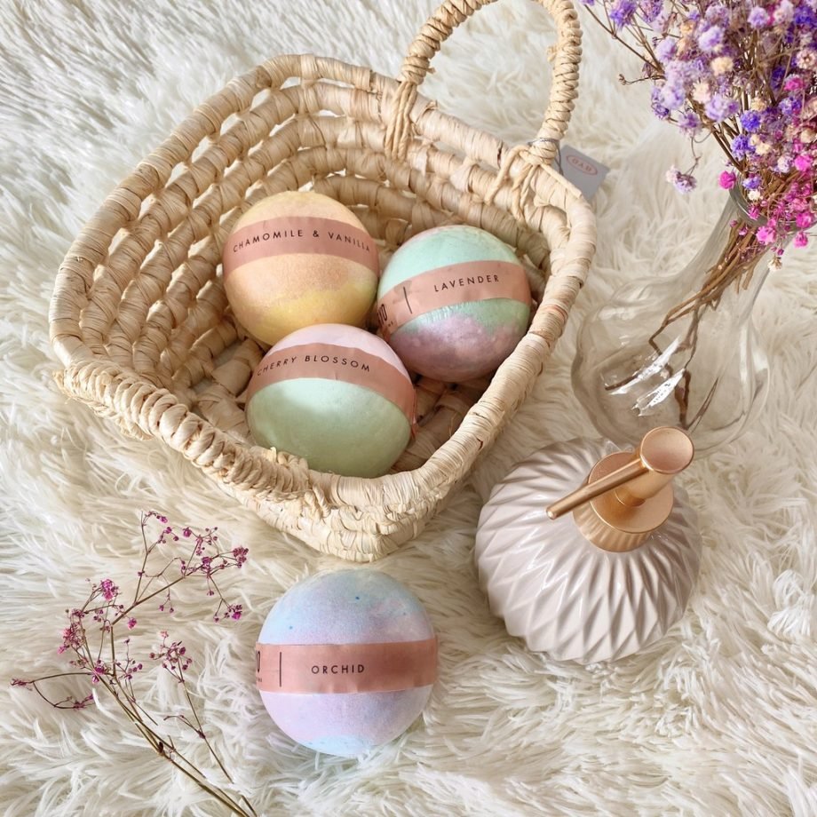 RYO Lifestyle Signature Aroma Bath Bomb Premium Fun Bathtub Shower Vacation Fragrance Bubble Bath Safe
